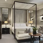 Hotel J.k. Place - The Leading Of The World