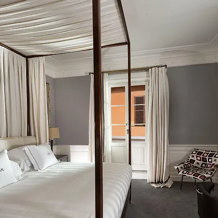 J.k. Place - The Leading Of The World 5* Roma