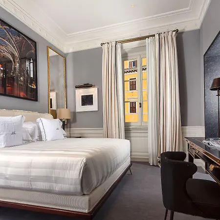 Hotel J.k. Place - The Leading Of The World