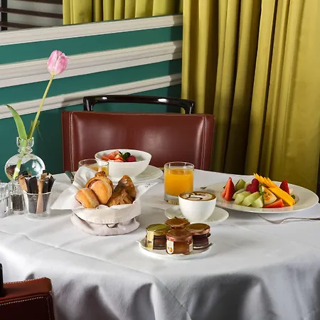 Hotel J.k. Place - The Leading Of The World