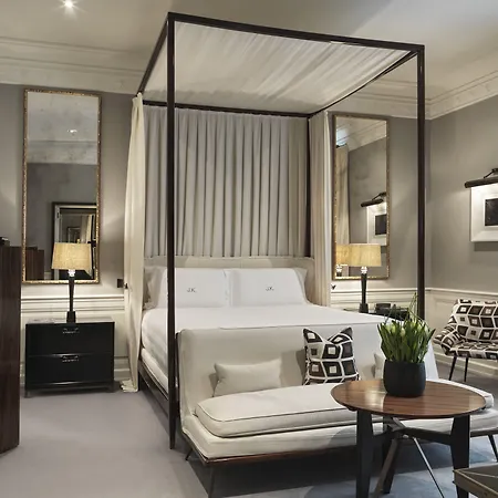 Hotel J.k. Place - The Leading Of The World