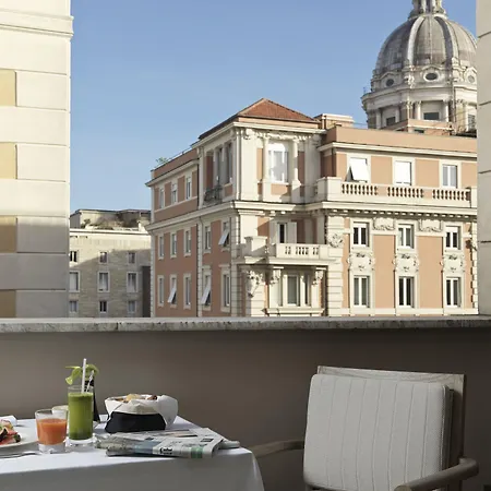 J.k. Place - The Leading Of The World Hotel Roma